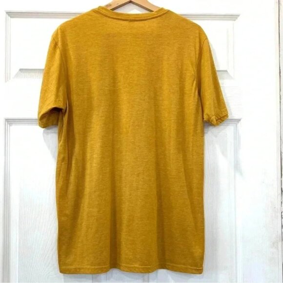 Next Level Apparel Womens Magnolia Yellow Short Sleeve Tee Size Large - Picture 2 of 5